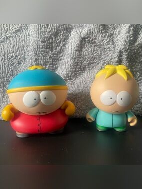 South Park Kid Robot mini vinyl series - Cartman & Butters